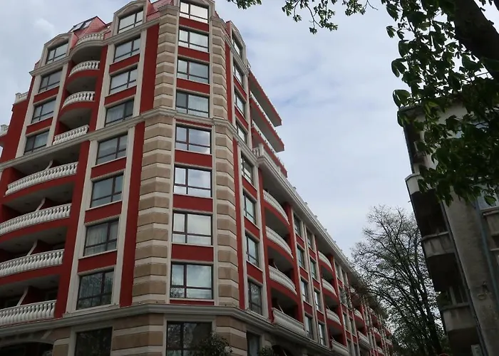 Grand Karavel Centre Apartment Varna